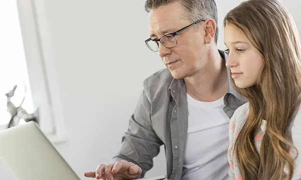 ¿Cómo se adopta un adulto en Colombia?